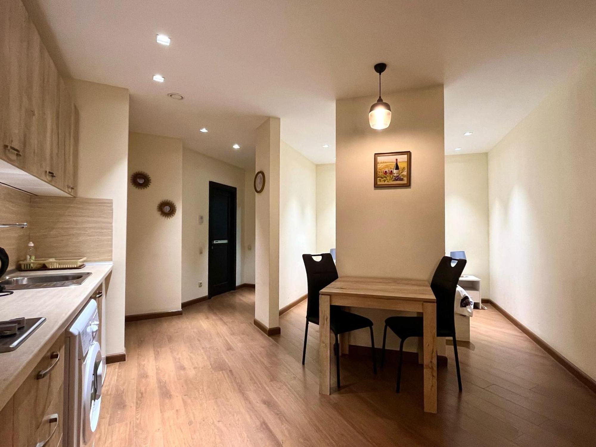 Ns Apartments In Yerevan City Centre Экстерьер фото