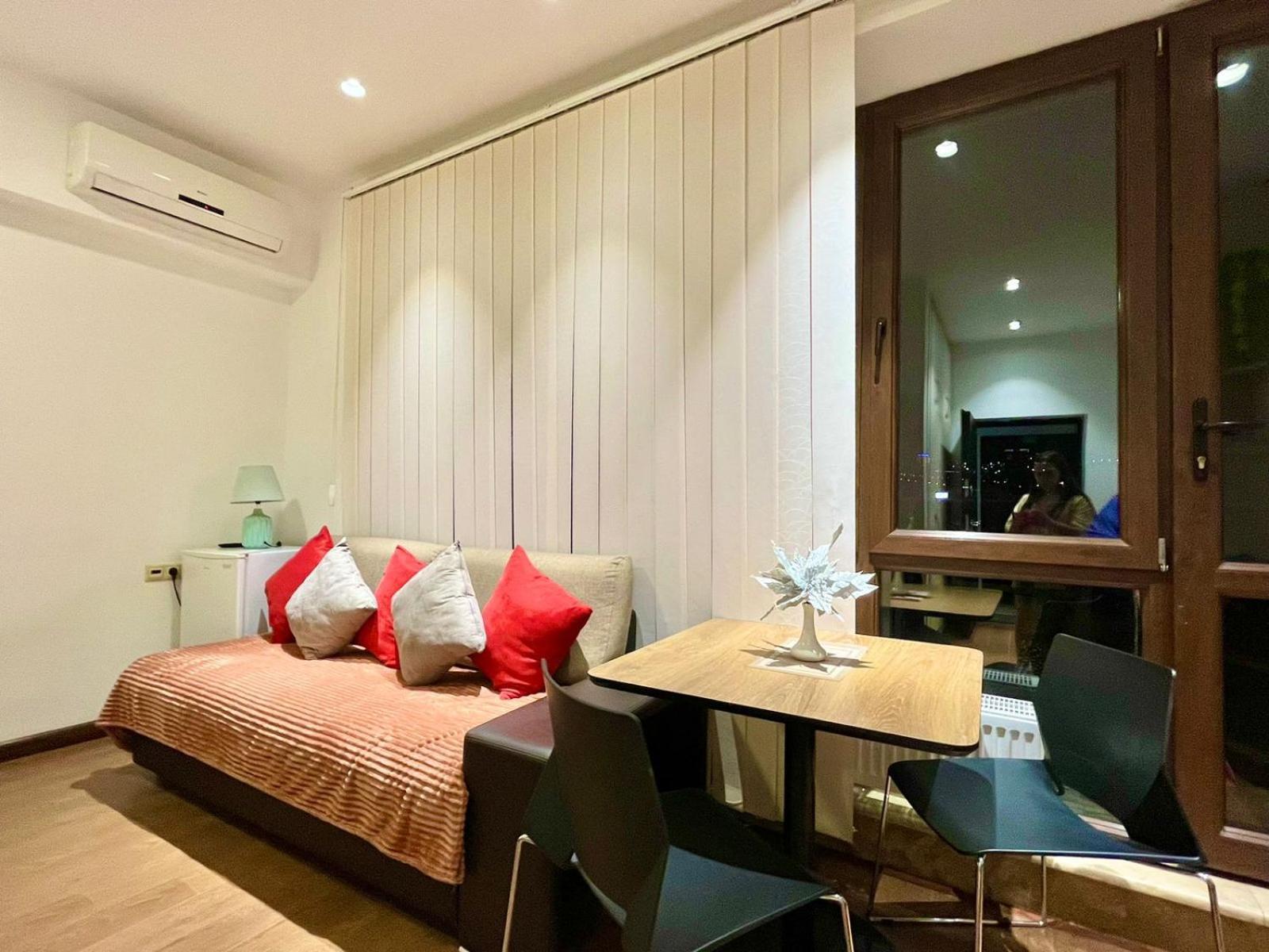 Ns Apartments In Yerevan City Centre Экстерьер фото